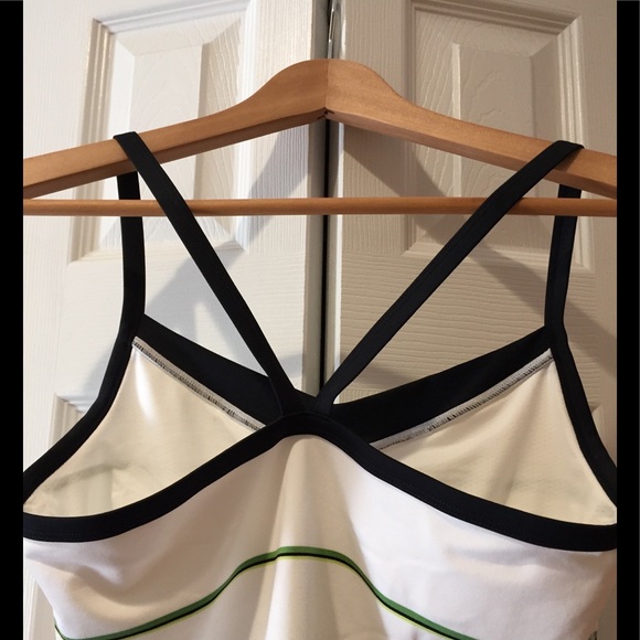 Under Armour Tops Nwotunder Armour Workout Tank With Shelf Bra